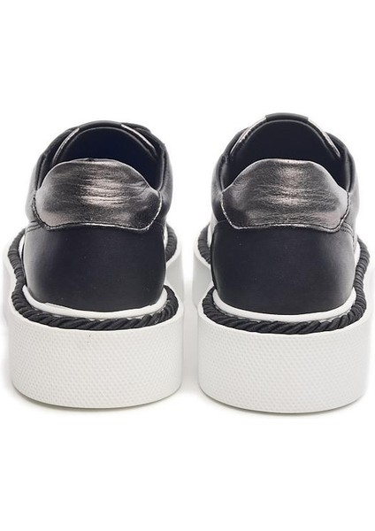 Bağcıklı Kadın Sneaker fırsatları