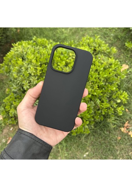 Apple iPhone 15 Pro Kılıf Lansman Premium Silinebilir Silikon