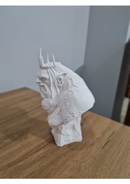 Fantastik Dünyaların Gizemli Hükümdarı 17CM Goblin King Boyama Seti ve Fırça ile Karşınızda