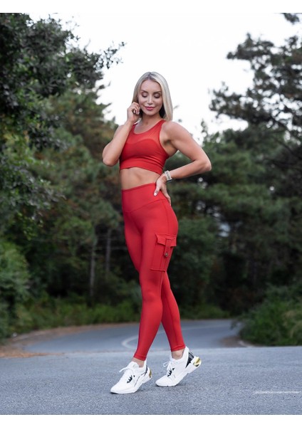 Kırmızı Kargo Cepli Toparlayıcı Spor Tayt