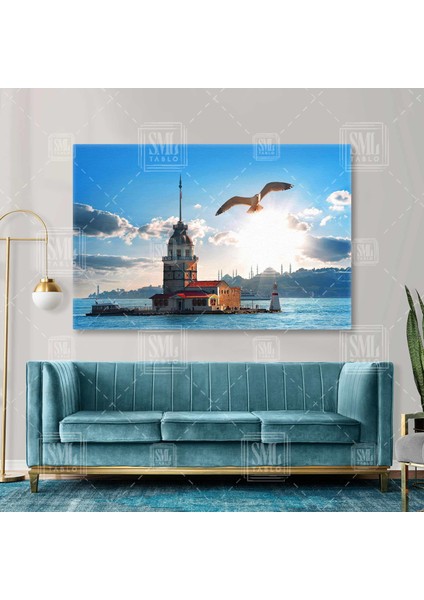 Istanbul Kız Kulesi ve Martılar Uçan Kuş ve Istanbul Boğaz Deniz Içinde Kızkulesi Yatay Kanvas Tablo