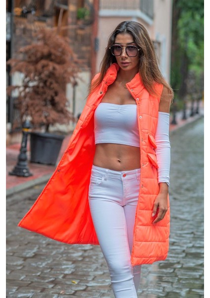 Turuncu Nar Dik Yaka Cep Detaylı Uzun Şişme Yelek fırsatları