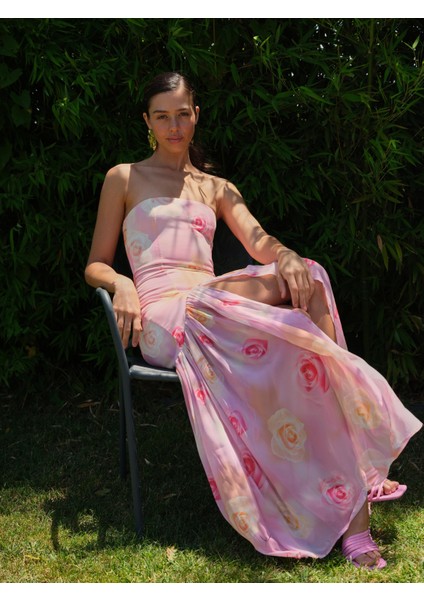 Vivian Elbise Pembe