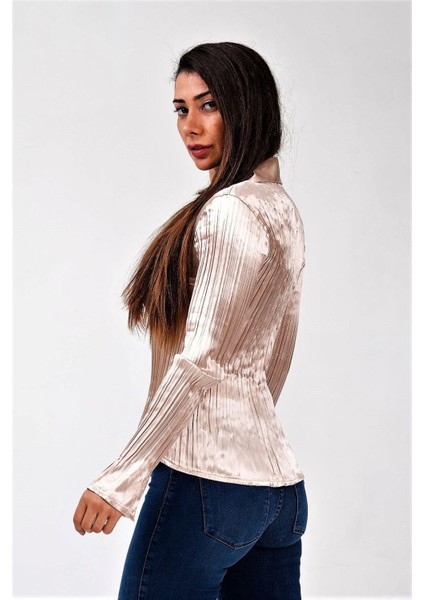 Açık Kahve Saten Piliseli Uzun Kollu Gömlek fırsatları