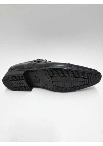 Hakiki Deri Bağcıklı Siyah Klasik Kauçuk Tabanlı Erkek Ayakkabı C-87412PBCK fırsatları