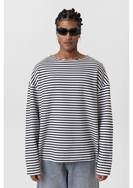 Yaka Detaylı Oversıze Sweatshırt Ekru