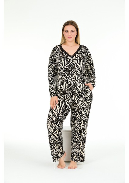 Büyük Beden Düğmeli Zebra Desen Pijama Takım