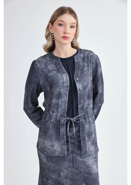 Beli Büzgülü Desenli Bluz