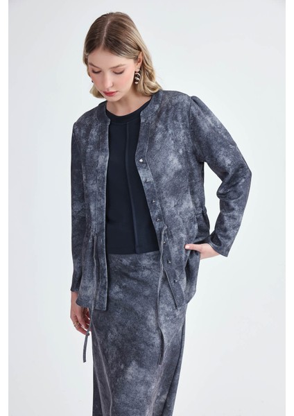 Beli Büzgülü Desenli Bluz fırsatları