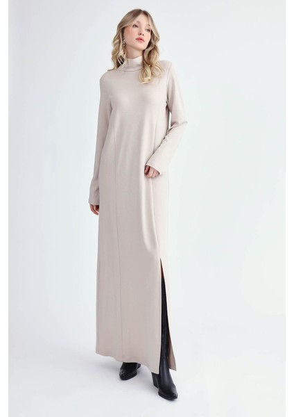 Balıkçı Yaka Yırtmaçlı Uzun Elbise fiyatları