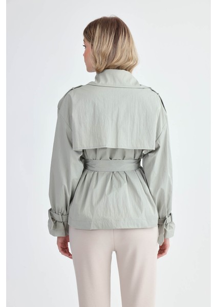 Kemerli Kısa Trençkot indirimleri