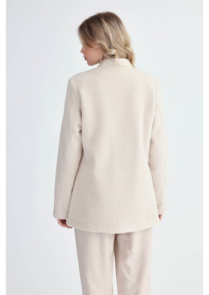 Vatkalı Hakim Yaka Uzun Keçe Ceket indirimleri