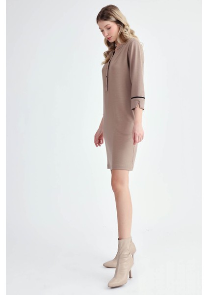 Hakim Yaka Düğmeli Uzun Kol Cepli Elbise fırsatları