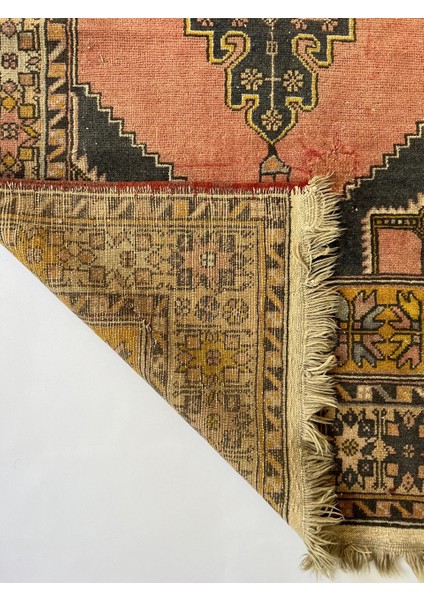 115X214 cm El Dokuma Boho Stili Antik Uşak Kilimi Püsküllü Yıkanabilir Kilim fiyatları