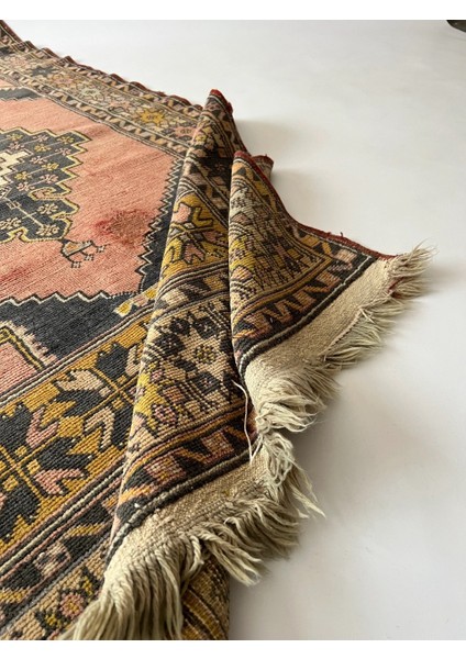 115X214 cm El Dokuma Boho Stili Antik Uşak Kilimi Püsküllü Yıkanabilir Kilim modelleri