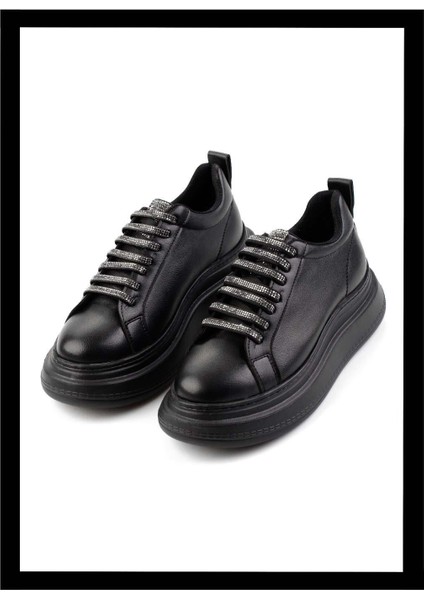 Siyah Kadın Sneaker K01377030309
