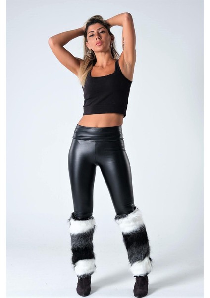 Siyah Beyaz Çizgili Peluş Tozluk fiyatları