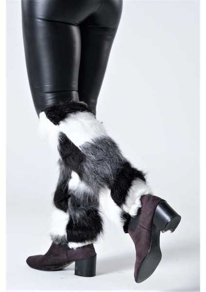 Siyah Beyaz Çizgili Peluş Tozluk fırsatları