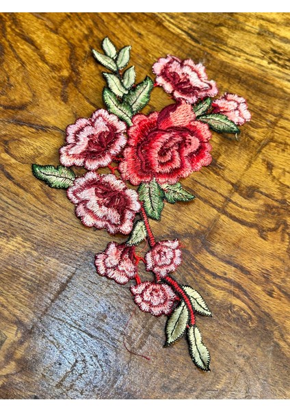 Renkli Çiçekli Nakış İşleme Aplike Dikiş Aksesuarı 27 x 18 cm