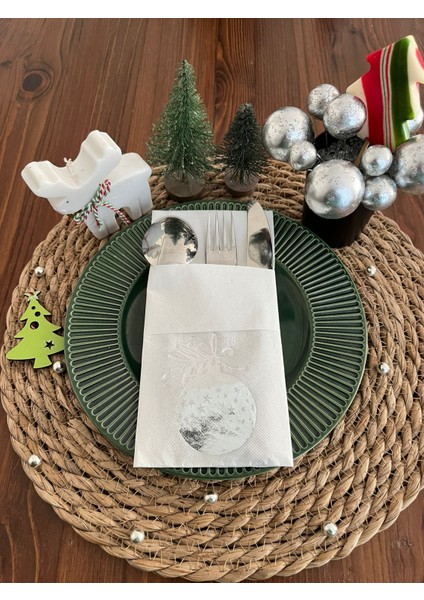 Gümüş Yaldızlı Yılbaşı Çam Ağacı Süsü 12 Li Beyaz Renkli Kağıt Cepli Peçete