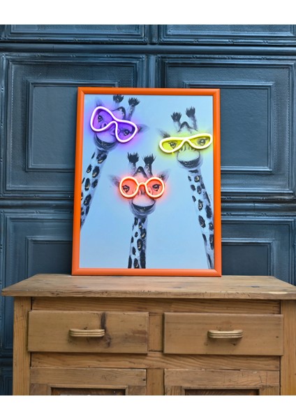 Neonpleksicom Gözlüklü Zürafalar Neon LED Işıklı Tablo 48X63 cm