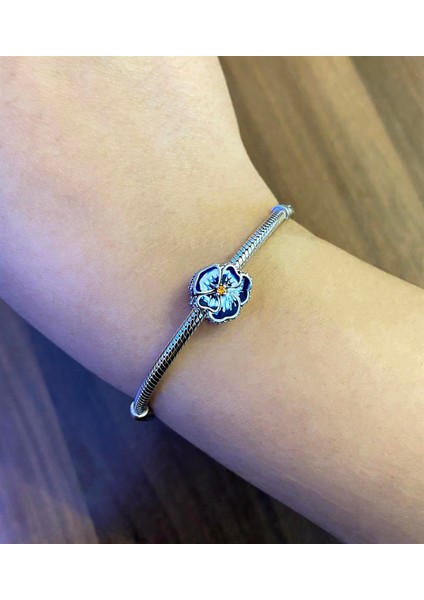Kadın Mavi Çiçek Model Gümüş Charm