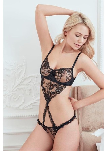 Kadın Balenli Desteksiz Dolgusuz Çıkabilen Bel Aksesuarlı Dantelli Sütyen ve Slip Takım (4590) fırsatları
