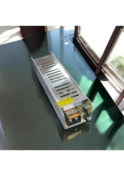 Adaptör Şerit LED Işık Iç Mekan 5 Amper
