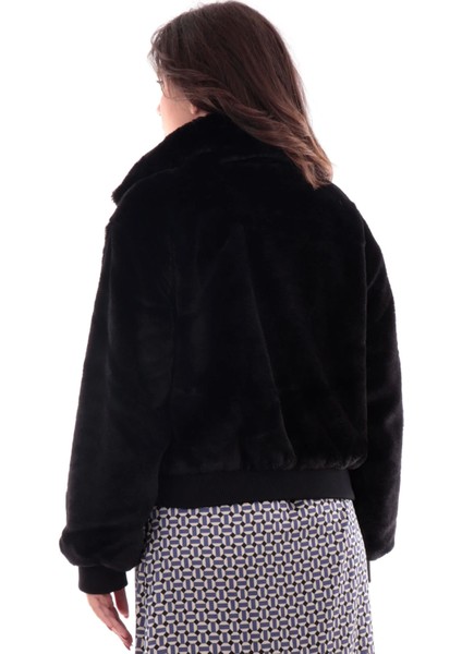 Kadın Dik Yaka Peluş Ceket - 15327330 modelleri