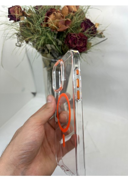 Apple iPhone 15 Pro Max Şeffaf Mika Turuncu Magsafe Kılıf