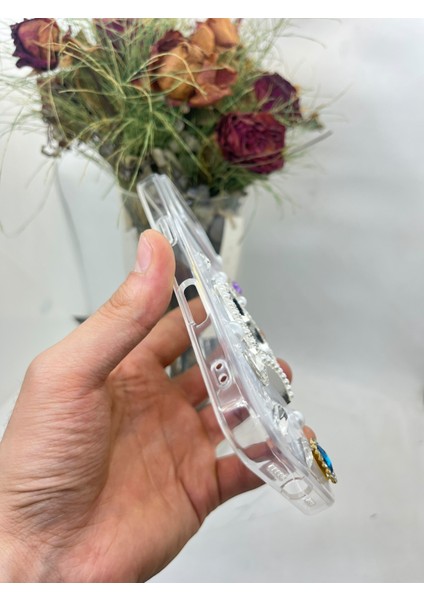 Apple iPhone 14 Pro Max Queen Tasarım Aynalı Taşlı Kılıf