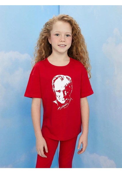 Unisex Atatürk Baskılı Kısa Kol T-Shirt fiyatları