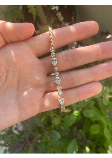 Anetta Jewelry Altın Kaplama Xuping (17 Cm) Gold Renk Damla Zirkon Taşlı Kararmaz Çelik Bileklik Çelik takı