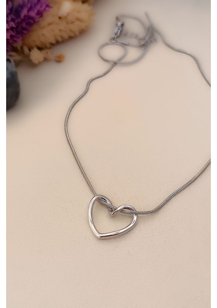 Kalp Büküm Minimal Tasarım Çelik Trend Silver Kolye
