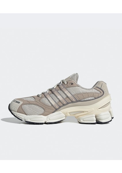 Ozweego Pro fiyatları