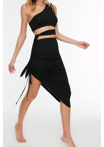 Kadın Moda Şık Dar Paça Regular Boy Vücuda Oturan Örme Cut Out Pencere Tek Omuz Bluz Etek Takım