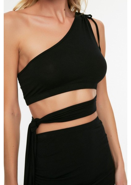 Kadın Moda Şık Dar Paça Regular Boy Vücuda Oturan Örme Cut Out Pencere Tek Omuz Bluz Etek Takım