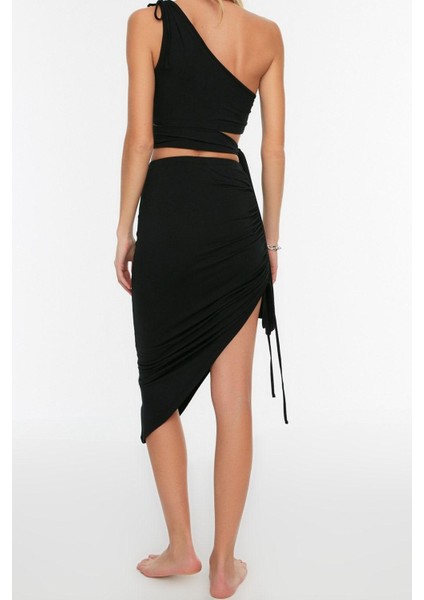 Kadın Moda Şık Dar Paça Regular Boy Vücuda Oturan Örme Cut Out Pencere Tek Omuz Bluz Etek Takım