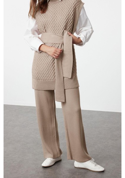 Kadın Moda Şık Geniş Paça Kolsuz Kuşaklı Pirinç Örgü Süveter-Pantolon Triko Alt-Üst Takım fiyatları