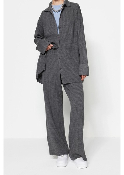 Kadın Moda Şık Geniş Paça Regular Boy Uzun Kollu Yırtmaç Detaylı Hırka-Pantolon Triko Takım