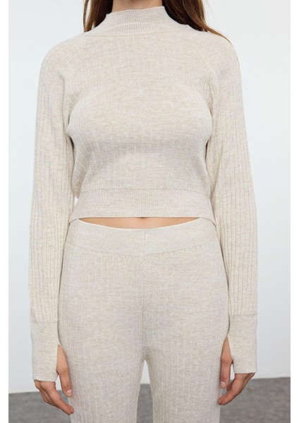 Kadın Moda Şık Regular Boy Uzun Kollu Crop Fitilli Parmak Detaylı Triko Alt-Üst Takım fırsatları