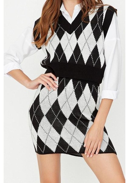 Kadın Moda Şık Geniş Paça Crop Boy Uzun Kollu Crop Desenli Jakarlı Triko Alt-Üst Takım modelleri