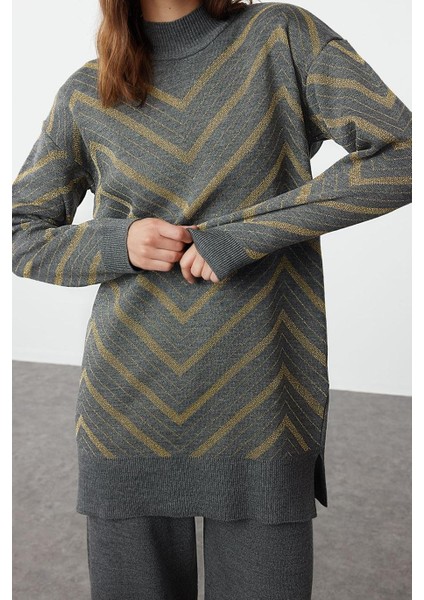 Tarz Kadın Modern Moda Normal Bel Boru Paça Dik Yaka Simli Triko Kazak Pantolon Alt-Üst Takım fiyatları