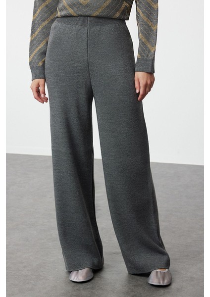 Tarz Kadın Modern Moda Normal Bel Boru Paça Dik Yaka Simli Triko Kazak Pantolon Alt-Üst Takım fırsatları