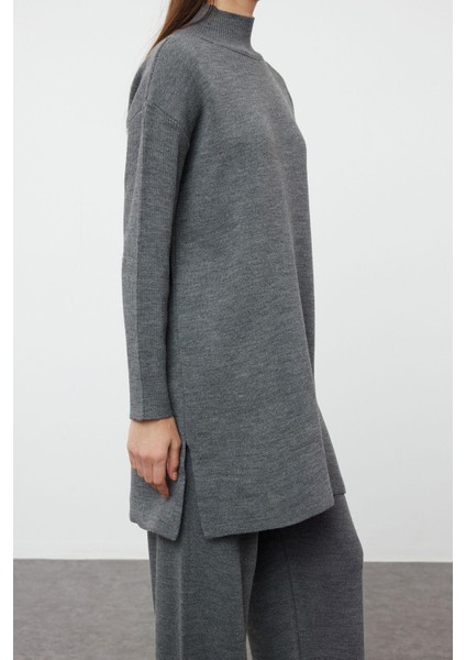 Tarz Kadın Modern Moda Normal Bel Geniş Paça Balıkçı Yaka Yırtmaçlı Geniş Paça Triko Alt-Üst Takım fırsatları