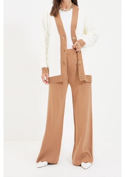 Tarz Kadın Modern Moda Yüksek Bel Geniş Paça V Yaka Şerit Detaylı Hırka-Pantolon Triko Takım indirimleri