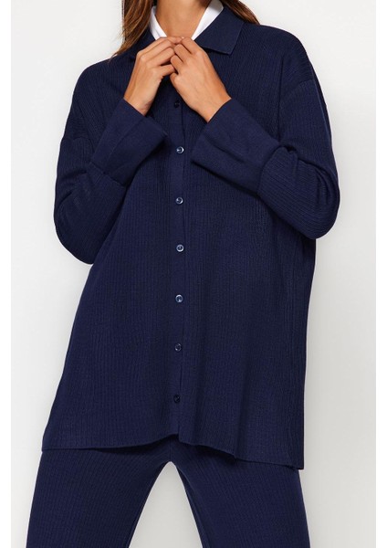 Tarz Kadın Modern Moda Yüksek Bel Geniş Paça Polo Yaka Yırtmaç Detaylı Hırka-Pantolon Triko Takım fırsatları