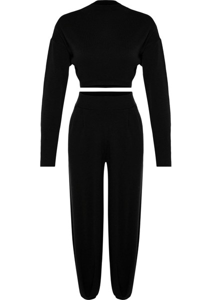 Tarz Kadın Normal Bel Boru Paça Yarım Balıkçı Yaka Süper Crop Jogger Pantolonlu Triko Alt-Üst Takım indirimleri