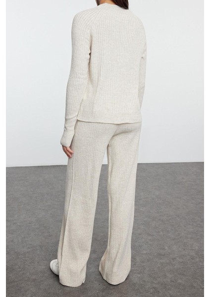 Tarz Kadın Modern Moda Normal Bel Boru Paça Bisiklet Yaka Basic Parmak Detaylı Triko Alt-Üst Takım modelleri