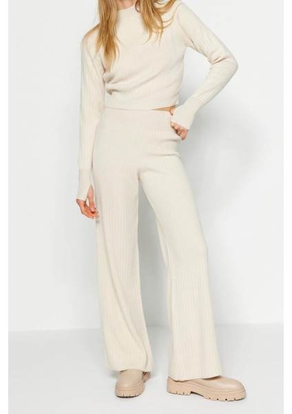 Tarz Kadın Modern Moda Normal Bel Boru Paça Dik Yaka Crop Parmak Detaylı Triko Alt-Üst Takım